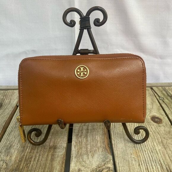 Tory Burch Robinson Zip Continental Wallet Brown Leather Saffiano Logo Gold Hard - Picture 1 of 5